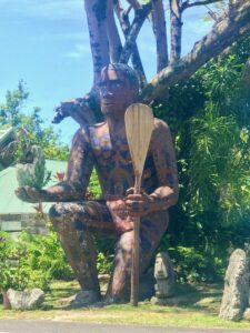 Experience These Amazing Things While on Vacation in Moorea - Moorea Beach Statue